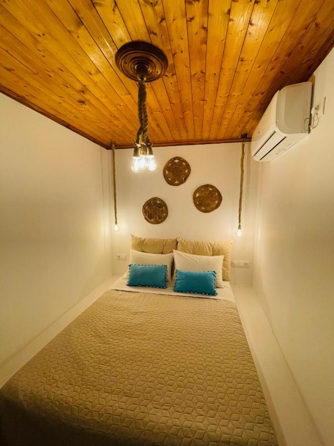 Erginas Boat House Apartment Plaka  Luaran gambar